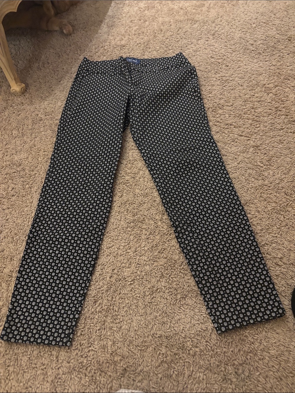Old Navy Black black Floral Print Pants size 4 worn 2 x flawless